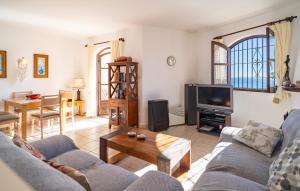 Cozy Home In Nerja With Wifi