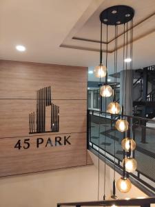 Hotel 45 Park