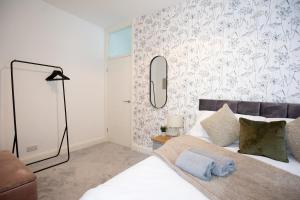 ANCHORAGE APARTMENT 3 - Close to the centre and the beach, located in Llandudno, North Wales