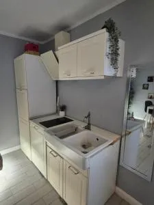 HUGO Luxury Brand New 2 Bedrooms Apartment in the Center - Malu Mare