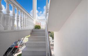 Nice Apartment In Vodice With Wifi 