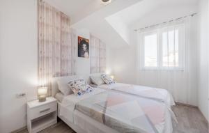 Nice Apartment In Vodice With Wifi