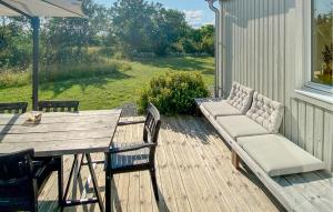 Gorgeous Home In Köpingsvik With Wifi