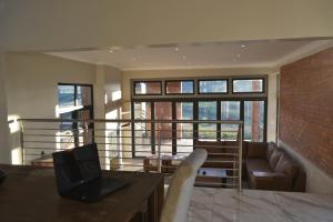Mi Casa Su Casa Dullstroom luxury family Villa 12 sleeper