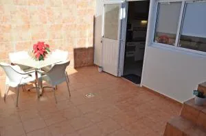 Laia&Beach - Arinaga