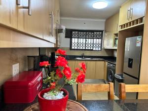 The Hide D on Devereux