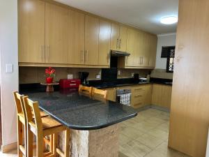 The Hide D on Devereux