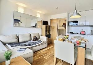 Résidence Home Club - Très beau studio cabine exposé plein Sud et refait à neuf MAE-1771