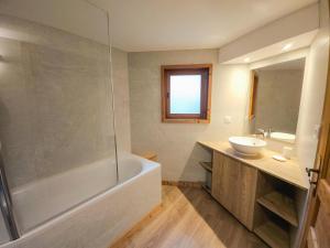 Appartements Chalet Des Encombres - Chalet au centre de St Martin de Belleville, proche du teleski MAE-4314 : photos des chambres
