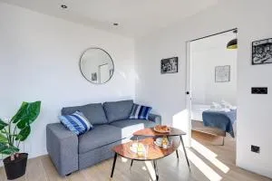Suite Par ici - Superbe appartement - Suresnes