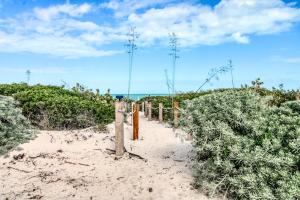 The Ocean Breeze Retreat