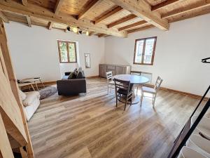 Appartements Beau Grand T2 Duplex avec du Cachet Centre Ville : photos des chambres