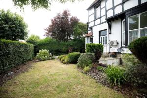 ANCHORAGE APARTMENT 6 - Two bed apartment close to the centre and the beach, located in Llandudno, North Wales