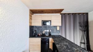 Résidence Gemeaux - Studio rénové · Centre station · Balcon MAE-0491