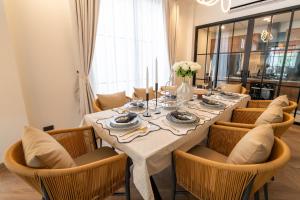 House 158 Patong Pool Villa 4BR Near Beach