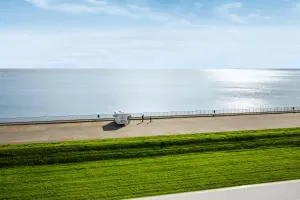 Strand-Penthouse, 128 qm, Maisonette, Parkplatz - Fedderwarderdeich