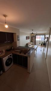 Departamento Centrico Con Balcon a la Calle