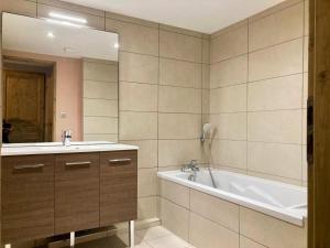 La Residence - Appartement La Résidence MAE-9711