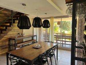 Carilo para 10, frente al golf con Pileta Climatizada!