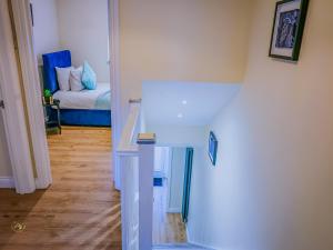 Deja Blue by AltoLuxoExperience Short Lets & Serviced Accommodation With Free Parking