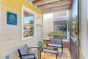 Barefoot Cottages #B22