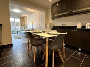 Cosy 4 bed house in Botley, Oxford - Appleton
