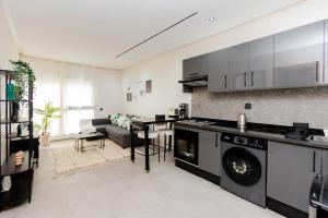 Appartement cosy et moderne Bouskoura proche Aéroport et Hopital universitaire