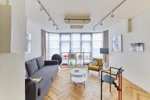 Kaikai House - Art, Design & Family in Shibuya