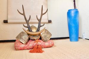 Kizuna 絆 - 5 Bedding in 2 Japanese-style Bed Rooms, 11 PAX, 30min to USJ, Kaiyukan Aquarium, Namba, Osaka Catsle, and Tsutenkaku Tower, Self-check-in Property, Quiet Neighborhood Stay, Perfect for Families & Business Guests, Extended Stay Perks