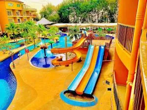 Gold Coast Morib Theme Park View Unit - Morib