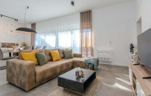 Amazing Home In Nin With Sauna