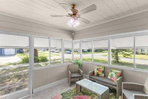 King bd Charming 2-Storey Cottage w PrivateYard