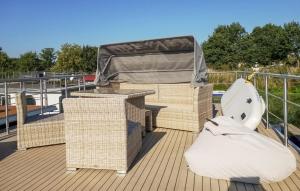 Stunning Ship In Havelsee Ot Kützkow