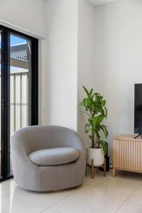 Vera on Penzance - 3BR, Parking, Wifi