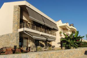 Royalty Suites Sea Side Halkidiki Greece