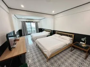 years 1981 - Ban Bang Toei (1)