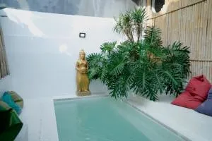 Villa D'Bamboo by Plesirhati Yogja - Sewon