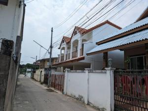 Centrally Located 3 BR house in Hua Hin