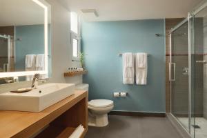 Premium King Room room in TRYP by Wyndham Isla Verde