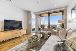 Urban Retreat 2 Bd Apt WiFi AC Parking - 奥克兰