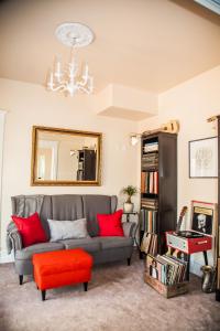 Five-Bedroom House room in Grand Circle Bed and Breakfast