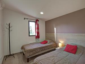 Chalet moderne 4-6 pers, animaux acceptés, terrasse privée - FR-1-496-79