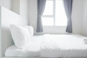 Luxury 2BR at Cinere Resort Apartment By Travelio