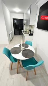 Modern Escape Cetate