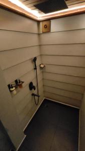 The Hobbit Home, Bhimtal