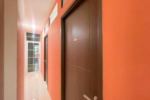 Sans Hotel Cengkareng