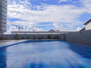 Cozy Studio at Park View Condominium Margonda Apartment By Travelio