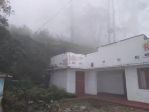 Edward's PEKOE TRAIL youth hostel - Dematapelessa