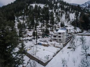 Baan by Snow City Farm