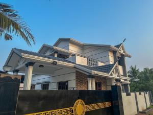 4bhk Luxury Villa